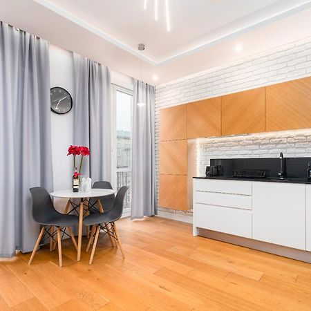 Piekna Apartament By Your Freedom وارسو المظهر الخارجي الصورة
