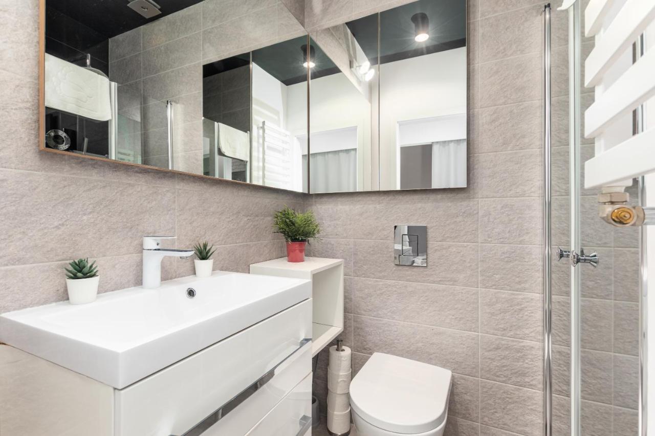 Piekna Apartament By Your Freedom وارسو المظهر الخارجي الصورة